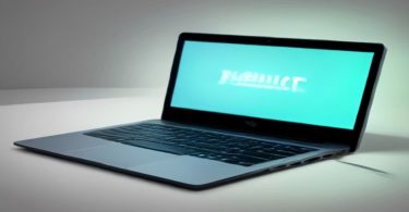 Notebook gamer com jogo em execução